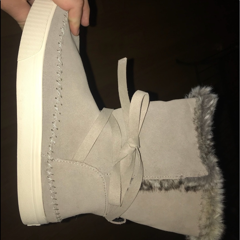 TOMS boots. Brand new.